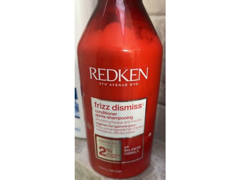 Redken Frizz Dismiss Conditioner, 16.9 fl oz/500 mL