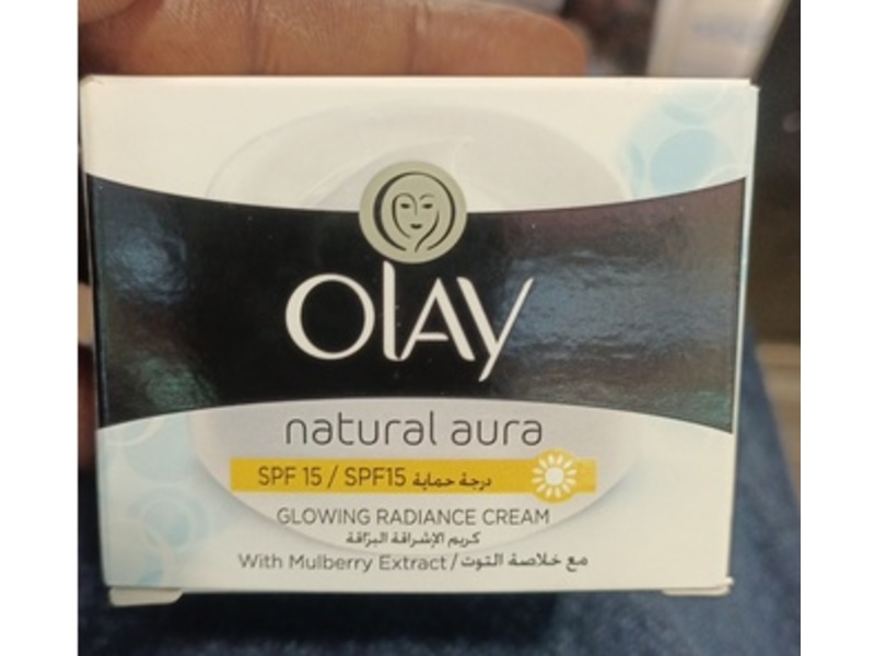 Olay Natural Aura Glowing Radiance Cream, SPF 15, 50 g
