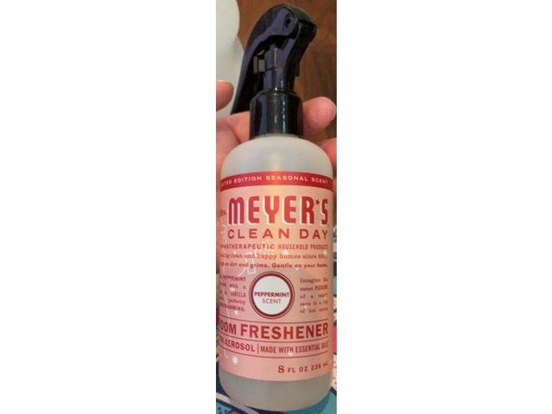 Mrs. Meyer's Clean Day Room Freshener, Non-Aerosol, Essential Oils, Peppermint Scent, 8 fl oz/236 mL