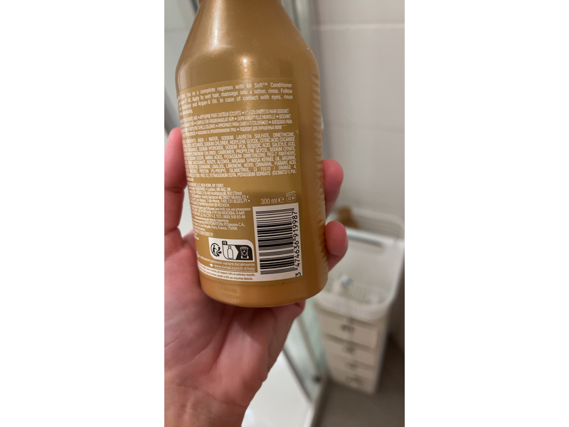 Redken All Soft Shampoo, Moisturizing, Argan Oil + 2% Moisture Complex, 10.1 fl oz/300 mL