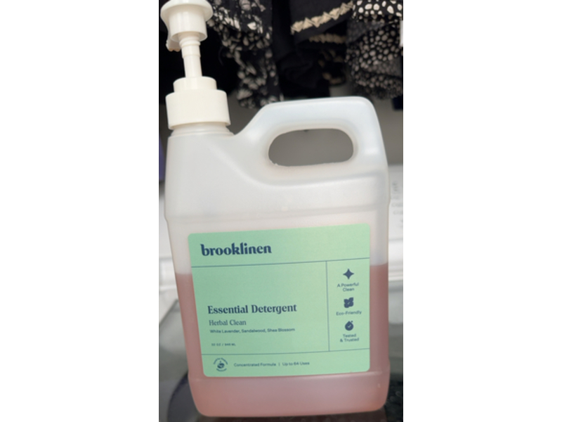 Brooklinen Essential Detergent, Herbal Clean, 32 oz/946 ml