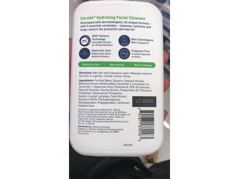 CeraVe Hydrating Facial Cleanser, Normal to Dry Skin, 16 fl oz | 473 mL