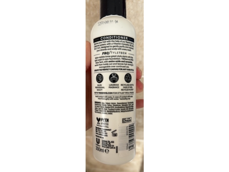 Tresemme Replenish & Cleanse Conditioner, 300 mL