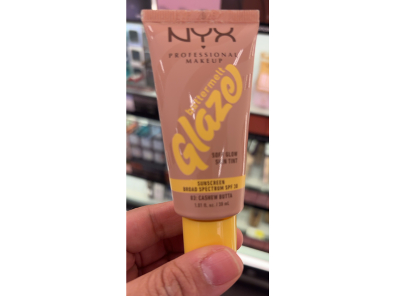 Nyx Professional Makeup Buttermelt Glaze Sunscreen Glow Skin Tint, SPF 30, Cashew Butta, 1 fl oz/30 mL