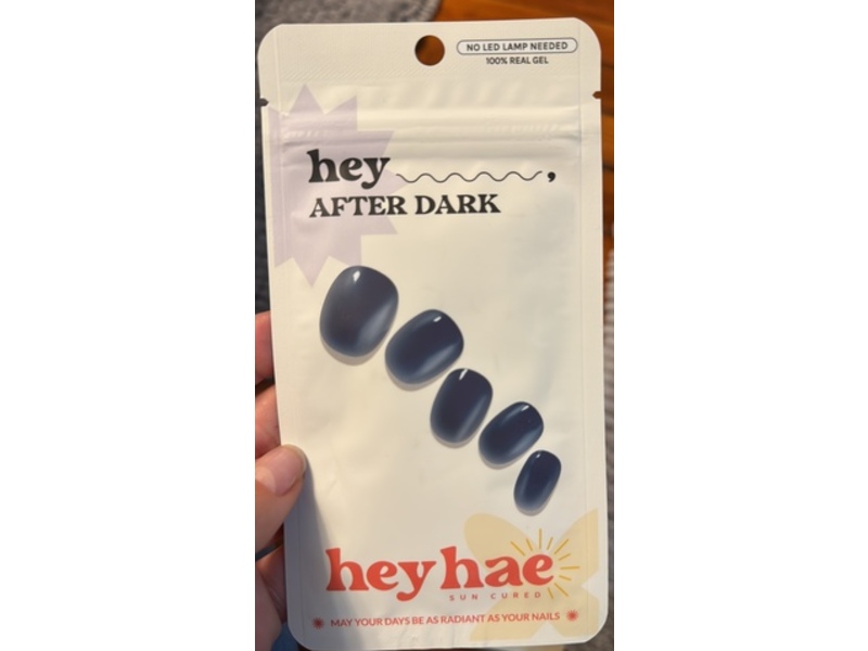 Heyhae Sun Cured Nail Strips, Hey After Dark, 28 Count