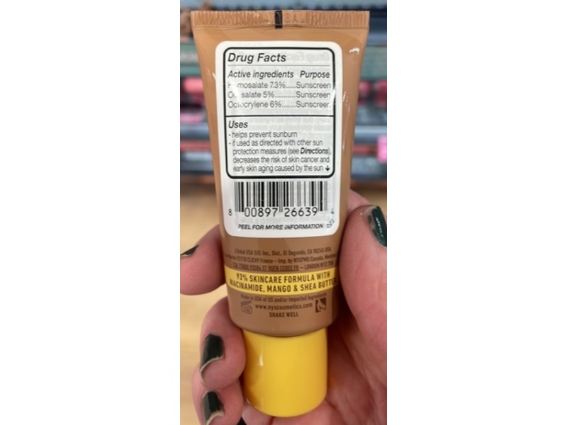 Nyx Professional Makeup Buttermelt Glaze Soft Glow Skin Tint, SPF 30, 06 Praline Butta, 1 fl oz/30 mL