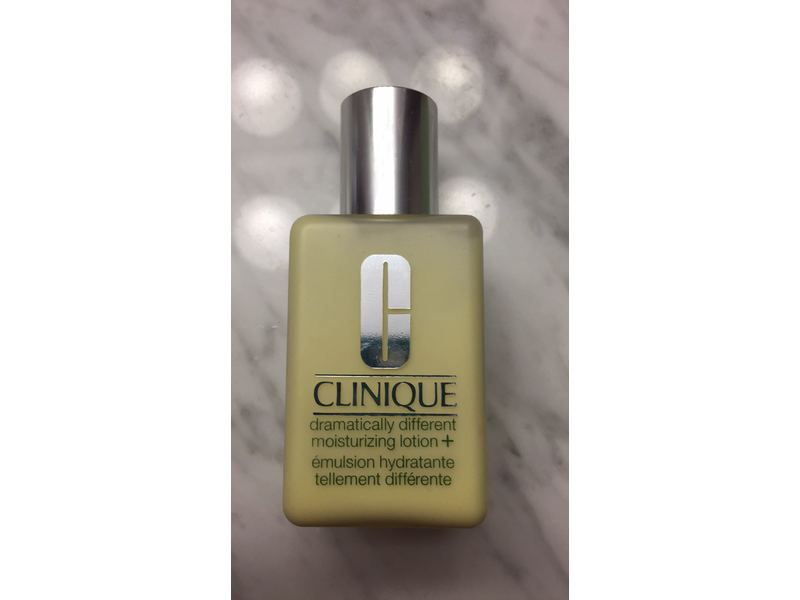 Clinique Dramatically Different Moisturizing Lotion+, Very Dry to Dry Combination, 4.2 fl oz.