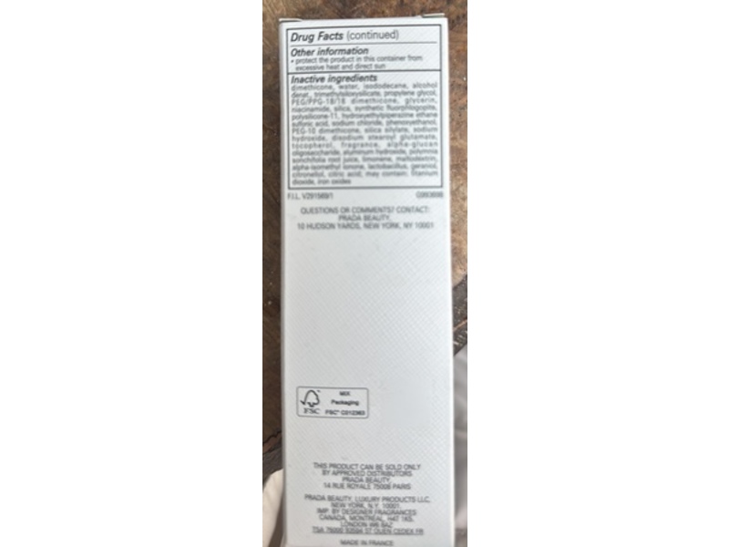 Prada Reveal Optimizing Foundation, MN40, SPF 17, 1 fl oz/30 mL