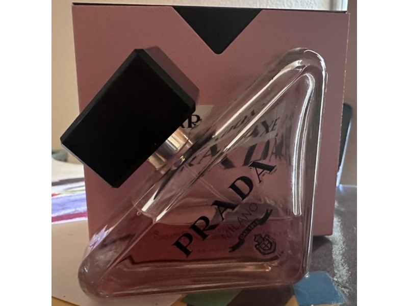 Prada Milano Eau De Parfum Spray, Paradoxe, 3.04 oz/90 mL