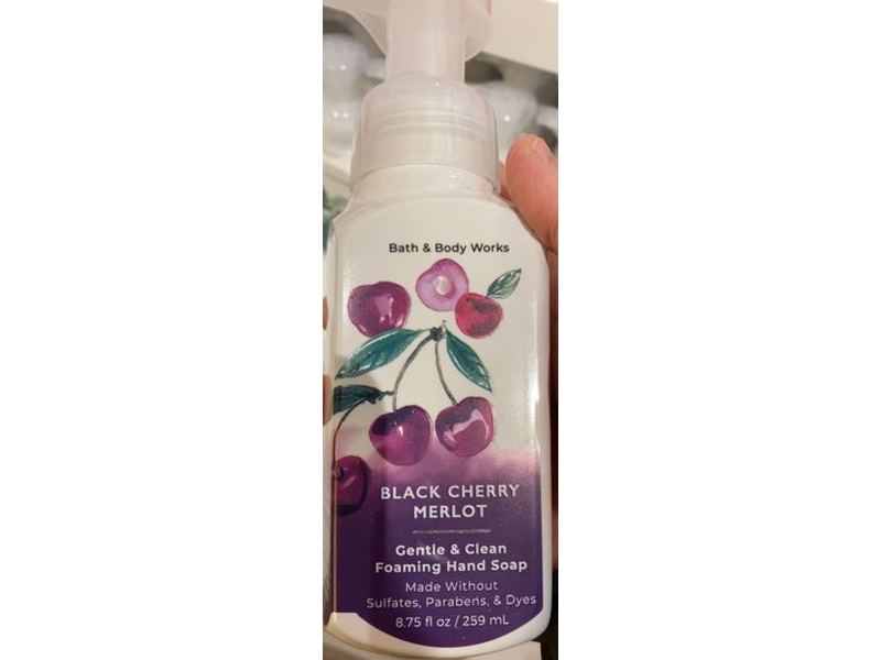 Bath & Body Works Gentle & Clean Foaming Hand Soap, Black Cherry Merlot, 8.75 fl oz/259 mL