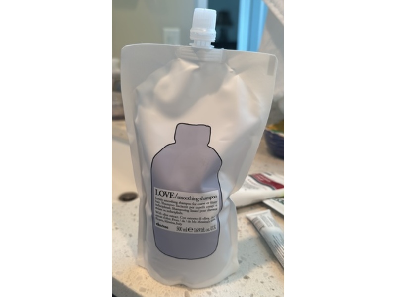 Davines Love Smoothing Shampoo Refill, 16.9 fl oz/500 mL