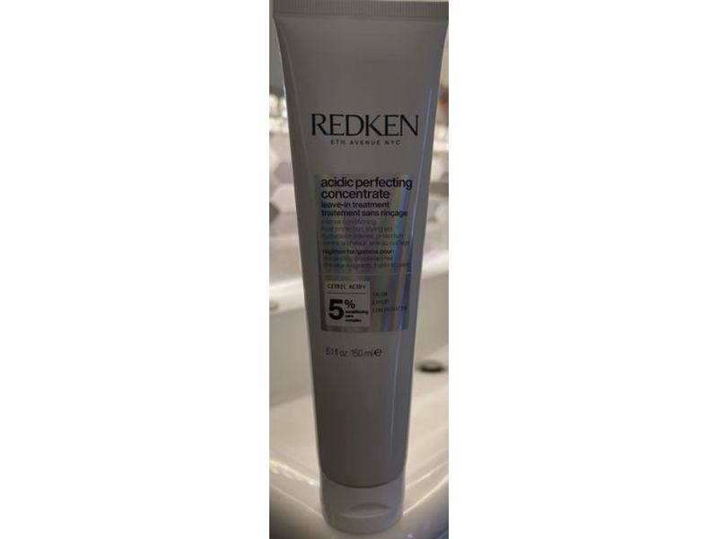 Redken Acidic Perfecting Concentrate Leave In Treatement, 5 fl oz/150 mL