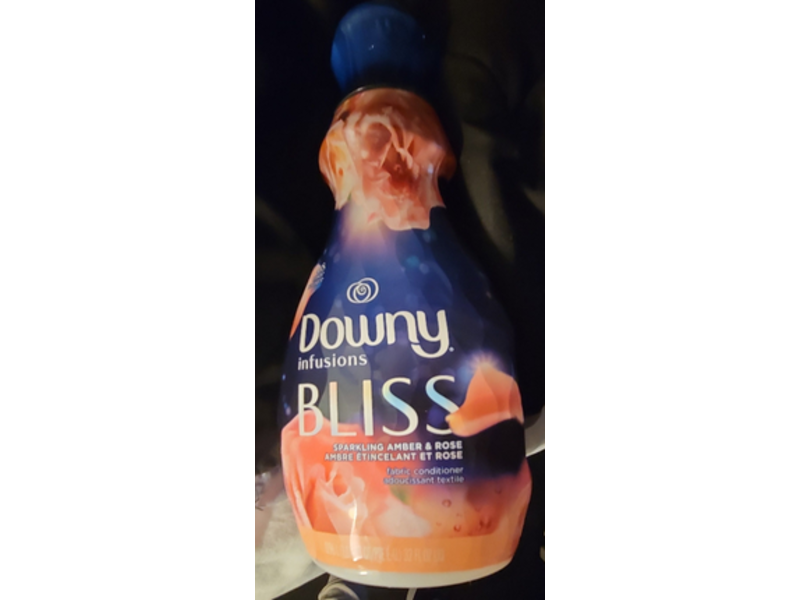 Downy Infusions Bliss Fabric Conditioner, Sparkeling Amber & Rose, 48 Loads, 32 fl oz/0.96 L