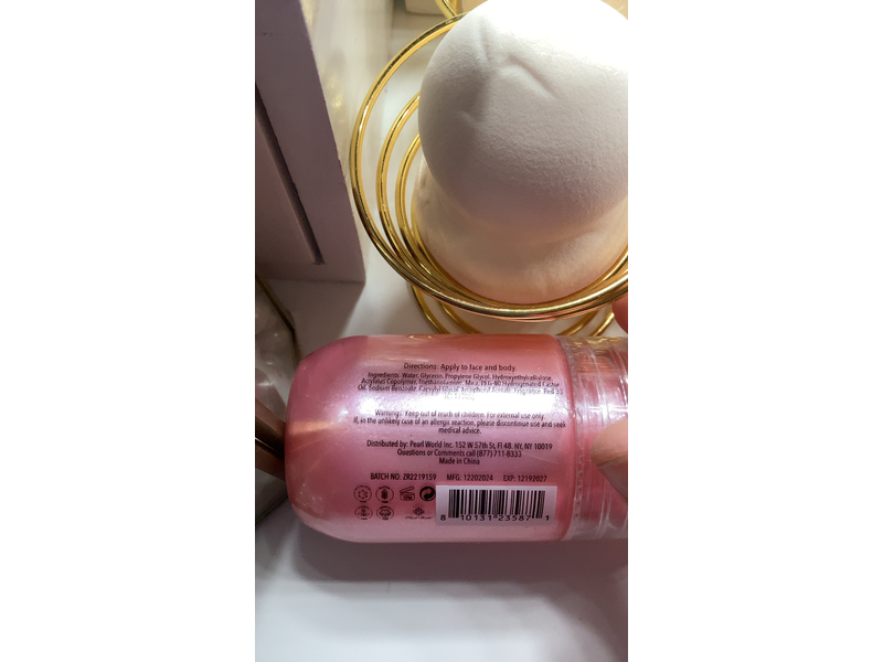 Pearl World Shimmer Face And Body Roller, 1.01 fl oz/30 mL