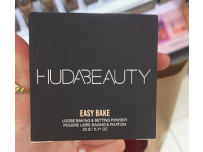 Huda Beauty Easy Bake Loose Baking & Setting Powder, Sugar Cookie