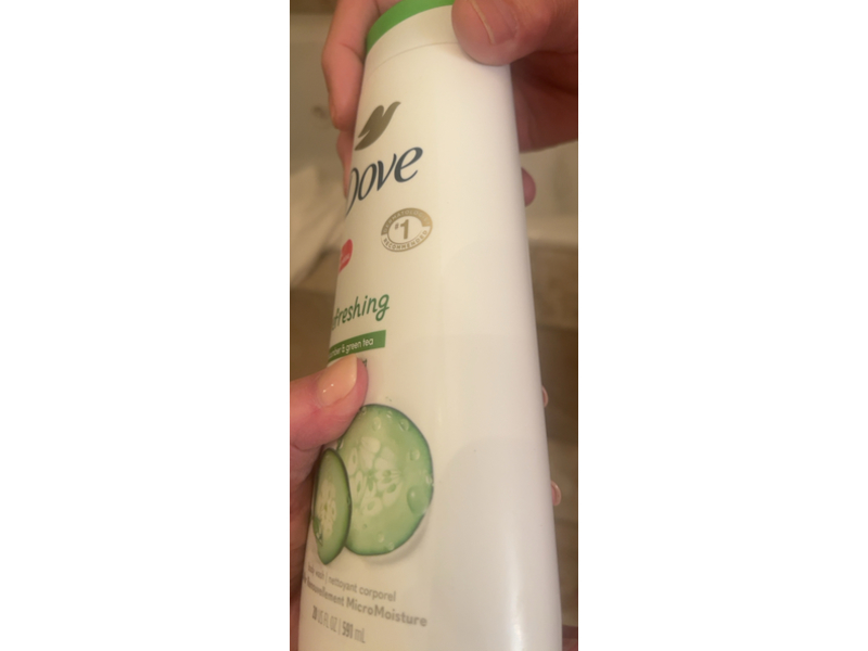 Dove Refreshing Body Wash, Cucumber & Green Tea, 20 fl oz/591 mL
