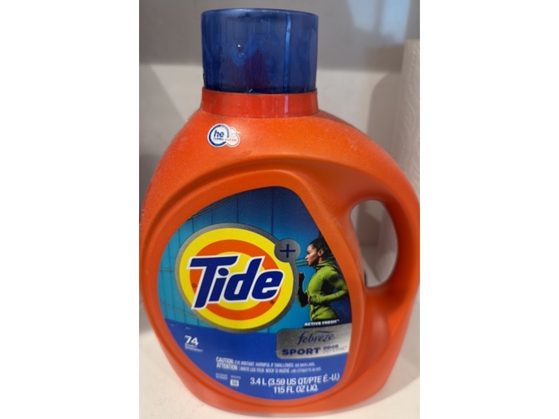 Tide Sport Odor Defense Liquid Laundry Detergent, 74 Loads, 115 fl oz/3.4 L