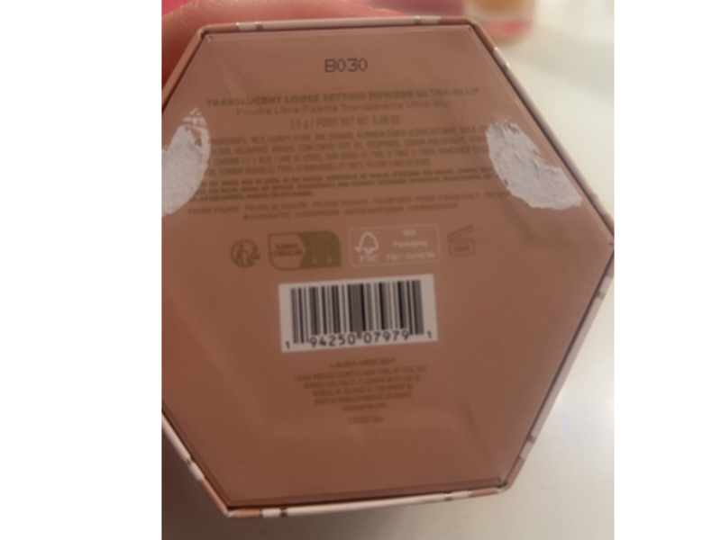 Laura Mercier Petit Enchantment Loose Setting Powder, Translucent, 0.08 oz/2.5 g