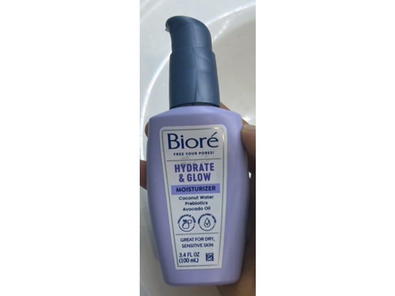 Biore Hydrate & Glow Moisturizer, Coconut Water, 3.4 fl oz/100 mL