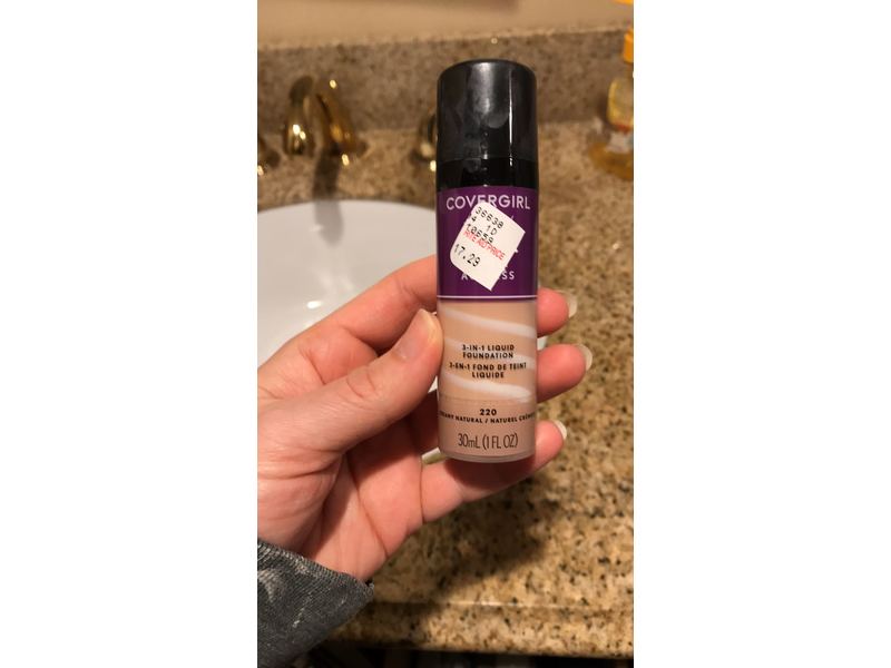 CoverGirl Plus Olay Simply Ageless 3-In-1 Foundation, Creamy Natural, 0.086 Pound