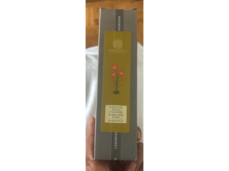 Forest Essential Delicate Facial Cleanser, Kashmiri Saffron & Neem, 4.39 fl oz/130 mL