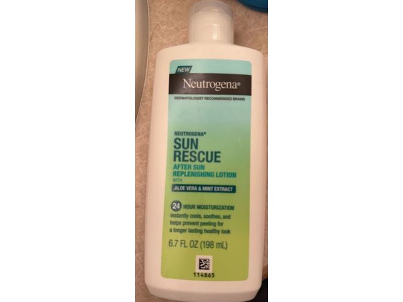 Neutrgena Sun Rescue After Sun Replenshing Lotion, Aloe Vera & Mint Extract, 6.7 fl oz/198 mL