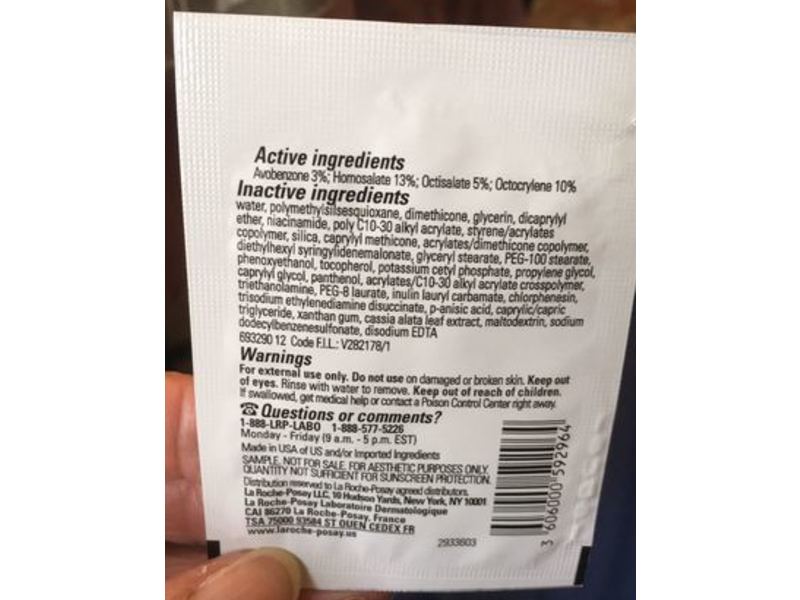 La Roche-Posay Anthelios 70 Daily Lotion Sunscreen, 0.06 fl oz/2 mL