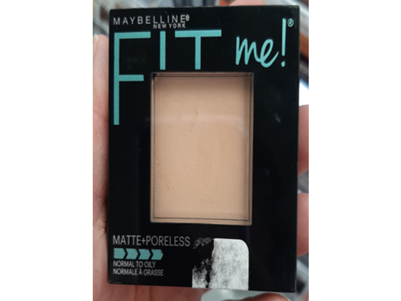Maybelline New York Fit Me! Matte+Poreless Foundation Powder, 122 Creamy Beige, 0.29 oz / 8.5 g