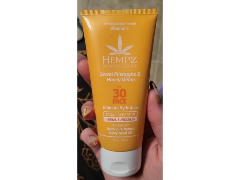 Hempz Herbal Facial Sunscreen, Sweet Pineapple & Honey Melon, SPF 30, 3 fl oz/88 mL