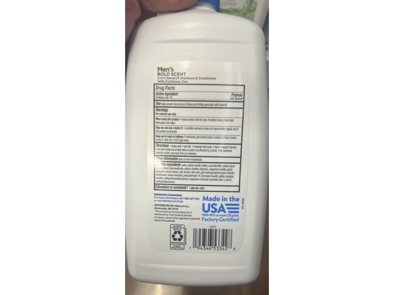 Equate Men's Dandruff 2 In 1 Shampoo & Conditioner, Bold Scent, 28.2 fl oz/833 mL