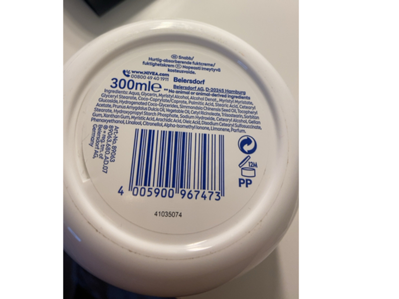 Nivea Soft Refreshingly Soft Moisturizing Cream, 300 mL