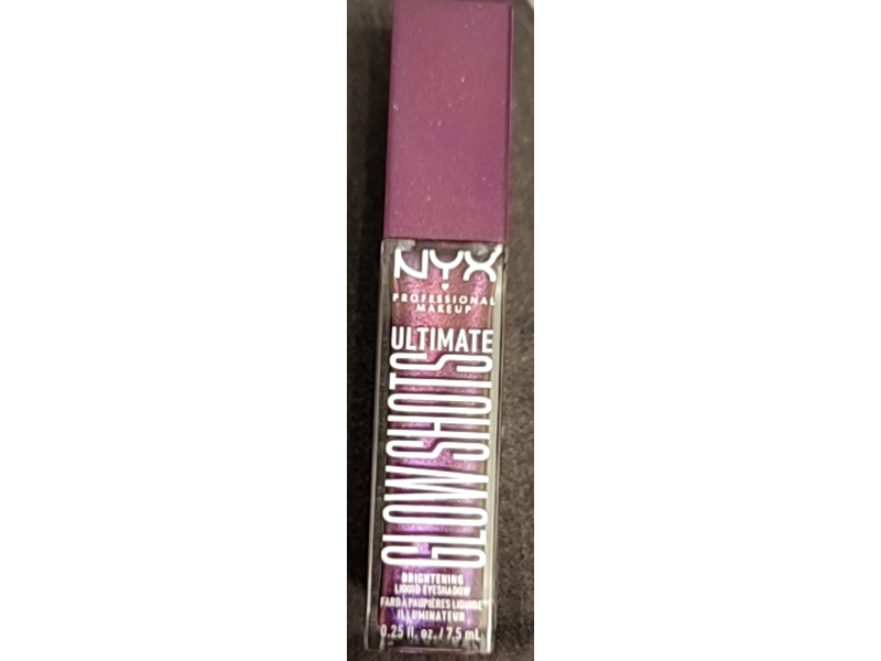 NYX Professional Makeup Ultimate Glow Shots Brightening Liquid Eyeshadow, Feelin' Grape, 0.25 fl oz/7.5 mL