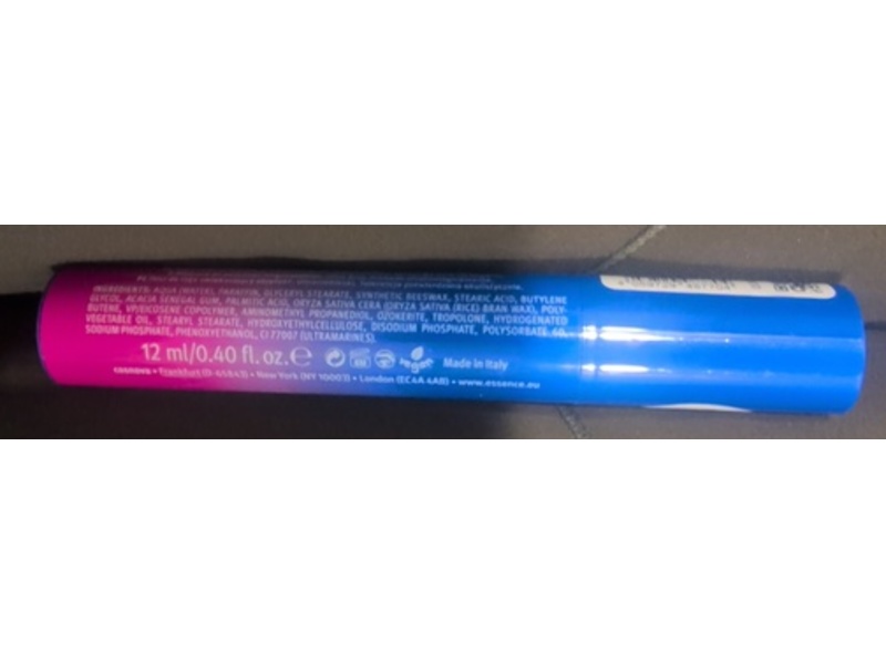 Essence I Love Extreme Blue Crazy Volume Mascara, 0.40 fl oz/12 mL