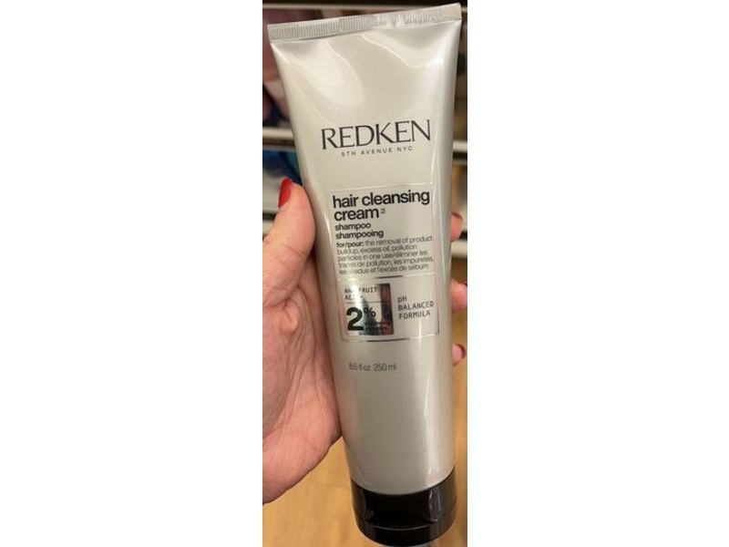 Redken Hair Cleansing Cream, Aha Fruit Acid + 2% Cleansing Complex, 8.5 fl oz/250 mL