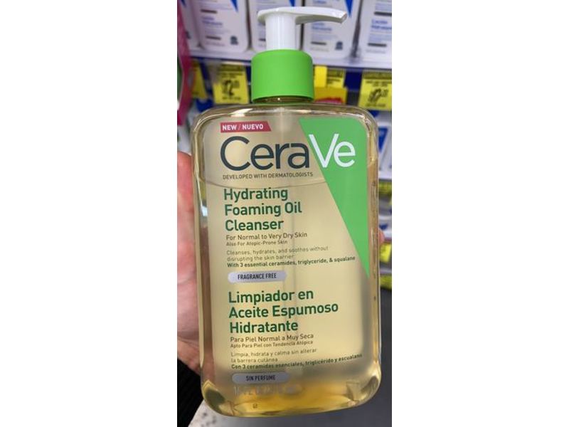 CeraVe Hydrating Foaming Oil Cleanser, 473 mL/16 fl oz