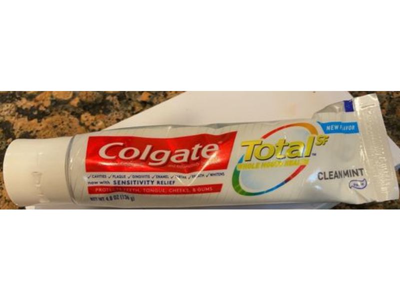 Colgate Sensitivity Relief Toothpaste, Clean Mint, 4.8 oz/126 g