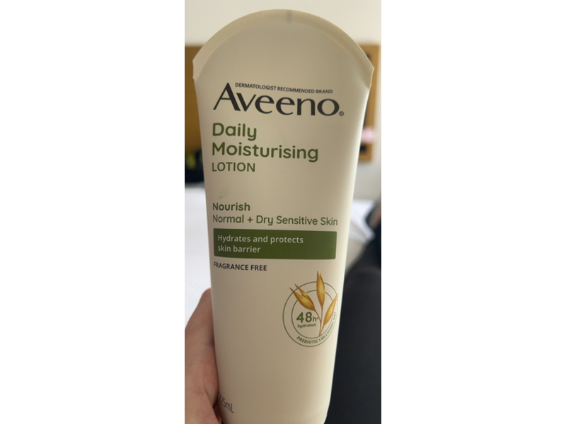 Aveeno Daily Moisturizing Lotion, Prebiotic Colloidal Oat, 225 mL