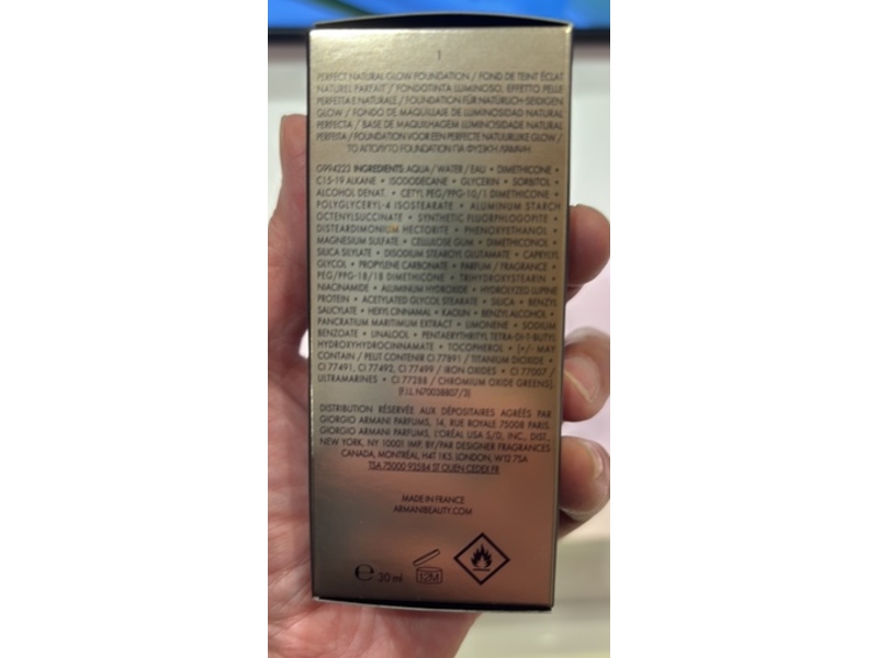 Armani Luminous Silk Natural Glow Foundation, 1 Fair Cool Peach, 1 fl oz/30 mL