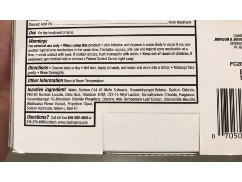 Neutrogena Oil-Free Acne Fighting Face Wash, 2 Count