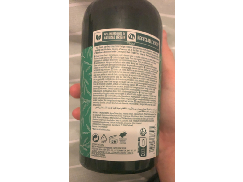 The Body Shop Skin Clearing Toner, Tea Tree, 13.5 fl oz/400 mL