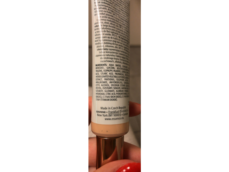 Essence Hydro Hero Tinted Moisturizer, SPF 15, 05 Natural Ivory,1.01 fl oz/30 mL