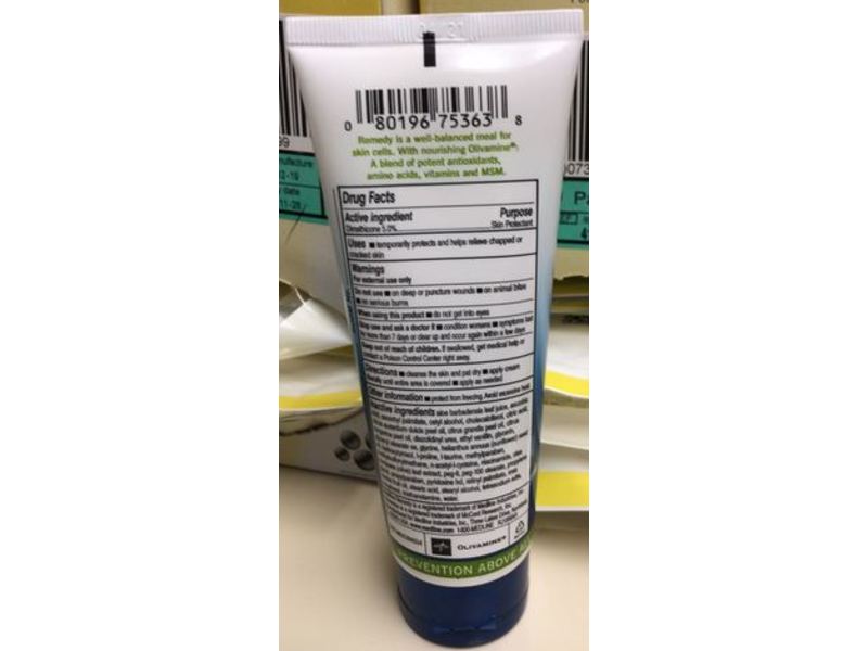 Medline Remedy Dimethicone Skin Protectant Moisture Barrier, Olivamine, 4 fl oz/118 mL