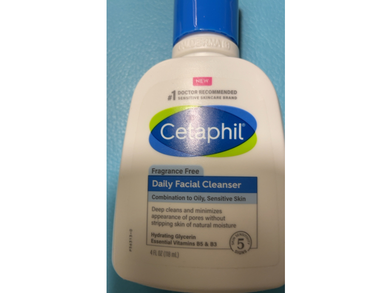 Cetaphil Daily Facial Cleanser, Hydrating Glycerin + Essential Vitamins B5 & B3, 4 fl oz/118 mL, Pack Of 3