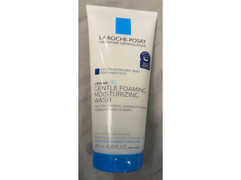 La Roche-Posay Lipikar AP+ Gentle Foaming Moisturizing Wash, 6.76 fl oz/200 mL