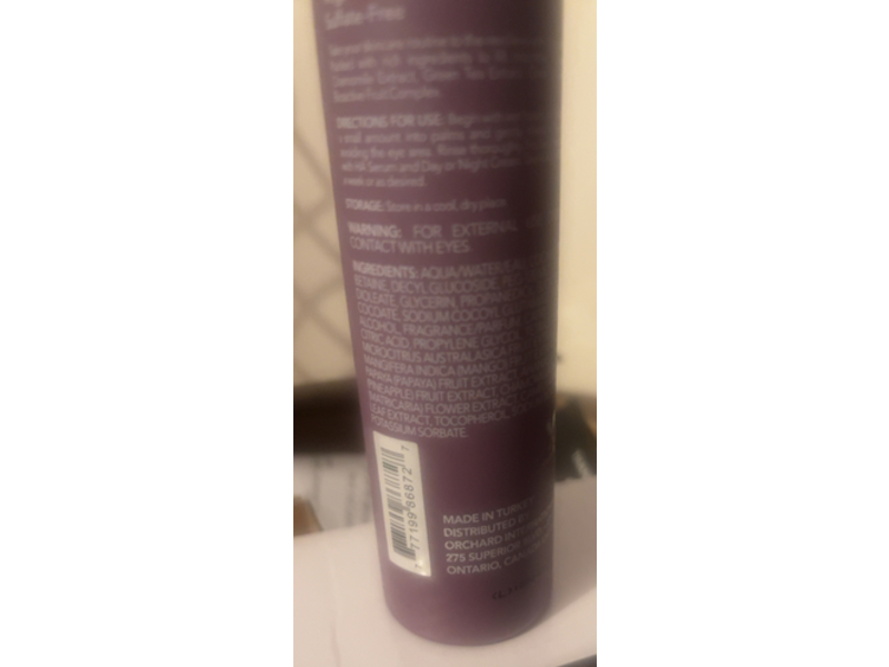 Levitate Beauty Exfoliating Cleanser, Chamomile Extract, 3.2 fl oz/95 mL