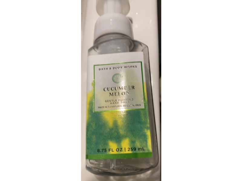Bath & Body Works Gentle Foaming Hand Soap, Cucumber Melon