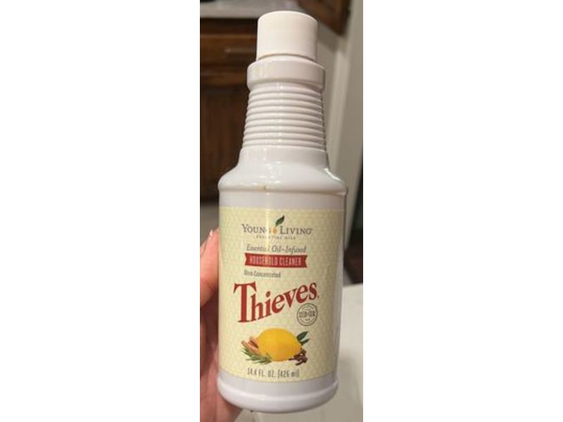 Young Living Thieves Household Cleaner, 14.4 fl oz|426 mL