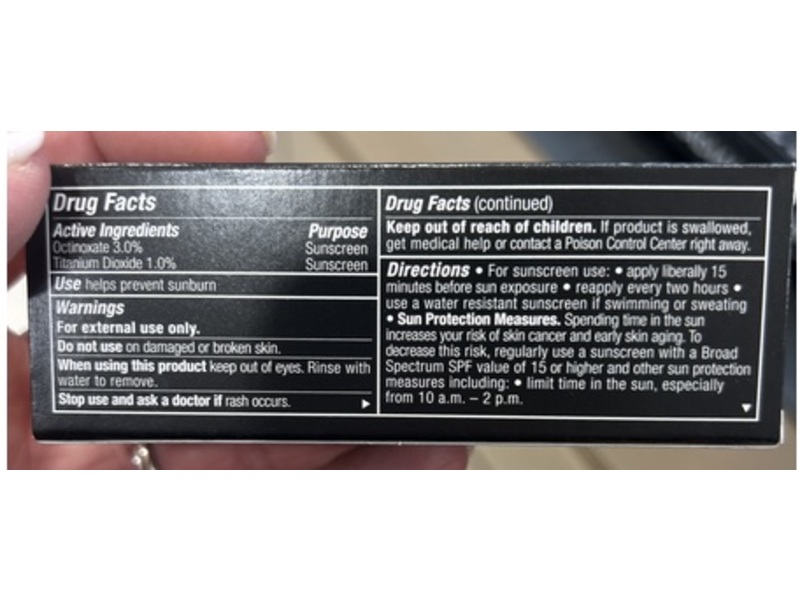 M.A.C Studio Fix Fluid Foundation, SPF 15, NC45, 1.0 fl oz/30 mL