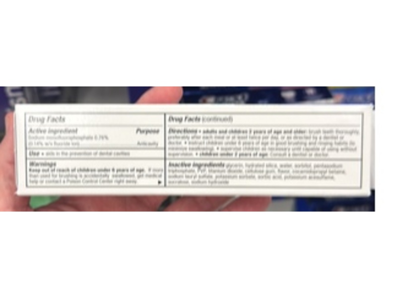 Up&up Whitening Fluoride Anticavity Toothpaste, Mint, 4 oz/113 g