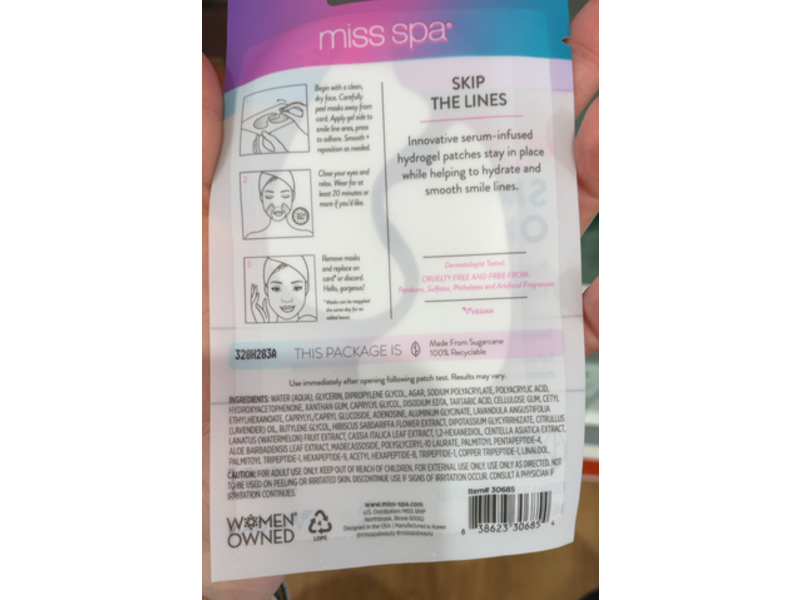 Miss Spa No-Slip Smoothin' On Over Hydrating + Smoothing Smile Lines Masks, 1.5 g